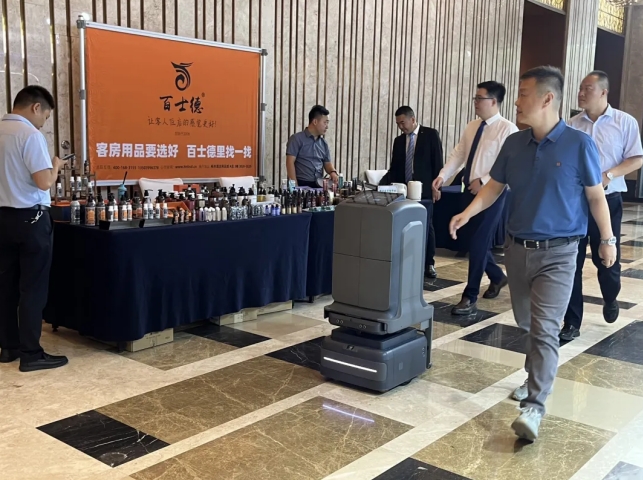 落地40家！PG电子直营科技复合多态机器人蓄势已发