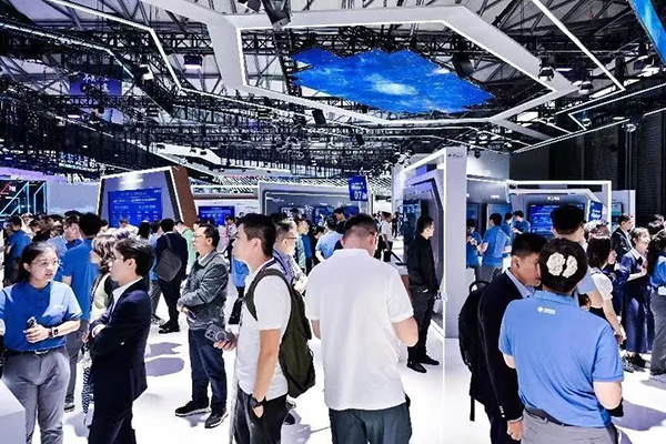2024上海世界移动通信大会举行 PG电子直营科技携手中国移动聚焦5G科技创新